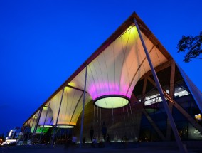 新街口大华电影院，城市文化的璀璨明珠新街口大华电影院几号出口